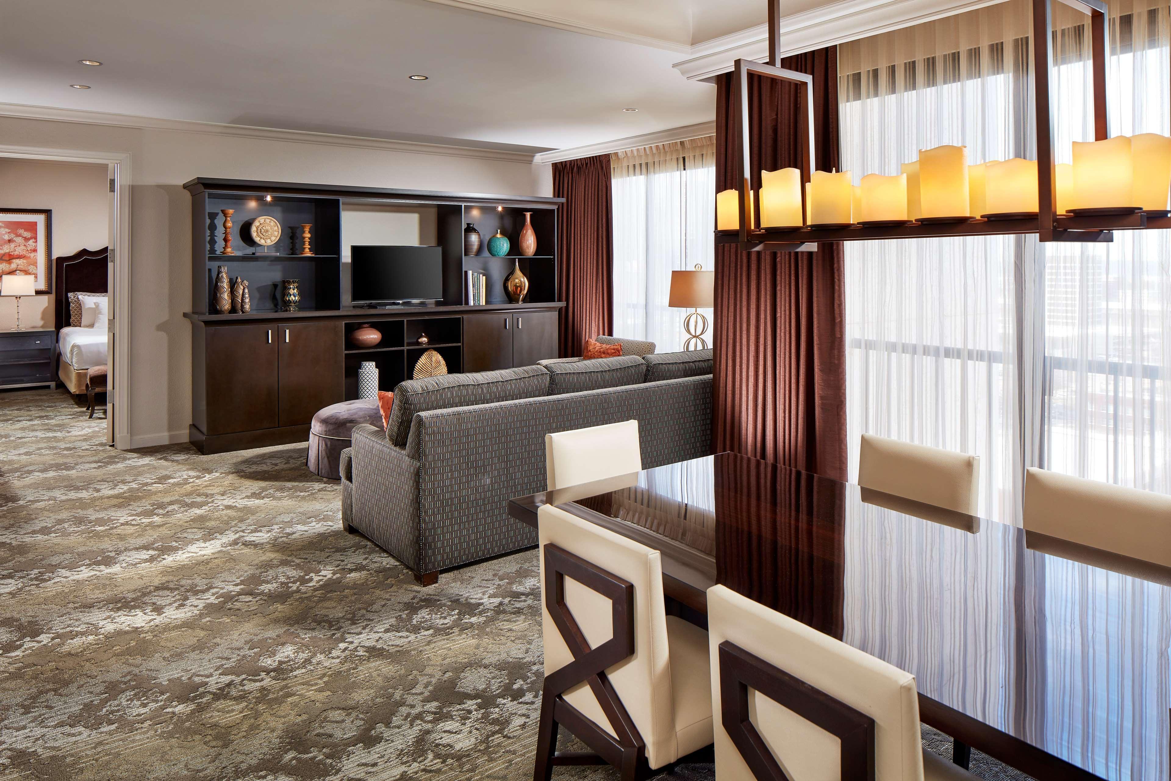 Hotel Hyatt Regency Downtown Tulsa